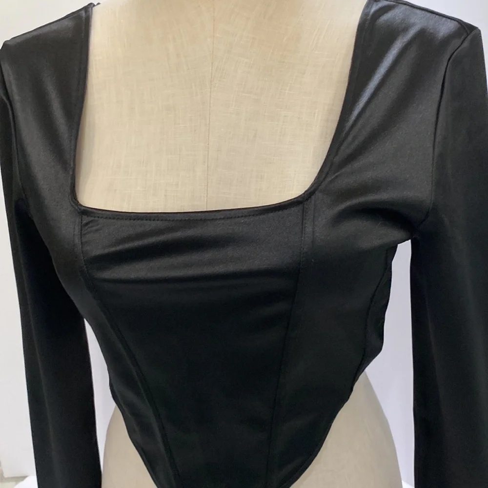 H&M Top - Picture 3 of 12